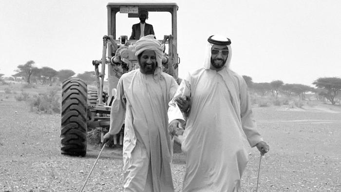 سالم بن حم.. رفيق درب زايد
