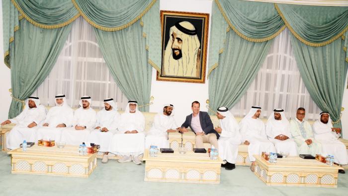 مجلس بن حم الرمضاني: جهود إماراتية إنسانية بارزة لإغاثة أهالي غزة
