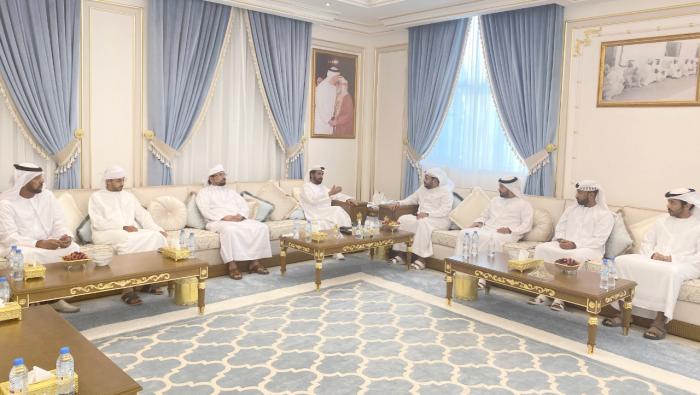 مسلم بن حم يستقبل رائد الفضاء الإماراتي صالح العامري